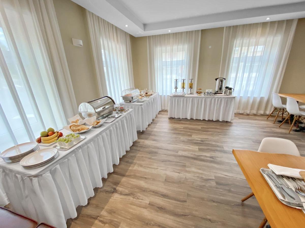 Toscanina Garni Hotel Dobrovo Zewnętrze zdjęcie